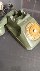 Telefono a disco S62 design Lino Saltini verde colore originale - Foto 1 di 4