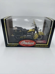 Tootsie Toy 1/10 Die Cast 1942 Indian 442 Yellow Motorcycle New Open Box - Bild 1 von 11