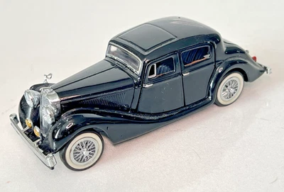 Franklin Mint 1:43 Scale 1946 Jaguar Mark IV - Image 1 of 4
