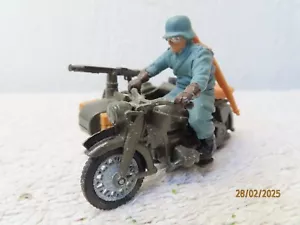 Britains BMW German Army Motorcycle & Sidecar - Picture 1 of 5