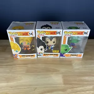 Funko Pop Dragon Ball Z Vegeta Más de 9000 Exclusivo #676 y #14 Goku #704 Piccolo - Imagen 1 de 20