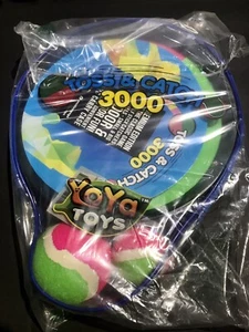 Toss & Catch 3000 Ball Set Spiel mit 2 Fängern 2 Bälle klein & groß Yoya Spielzeug - Bild 1 von 3