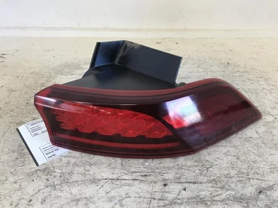 Conjunto de luz trasera derecha usada se adapta a: Kia Carnival 2022 LED cuarto montado derecho Foto 1 de 4