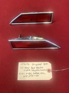 1970-72 Original GM Oldsmobile Red Rear Marker Lights - Picture 1 of 4