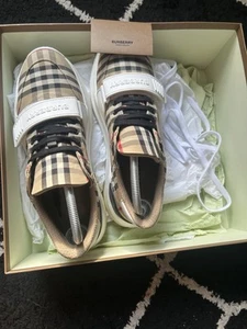 Burberry Men's Trainers - Picture 1 of 7