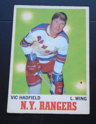 Vic Hadfield New York Rangers O-Pee-Chee hockey card # 62 1970-71 NHL - Image 1 of 2