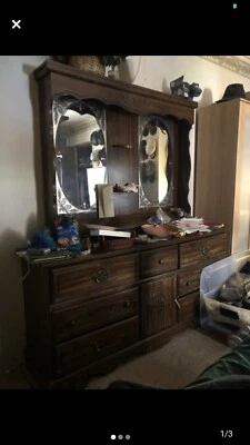 king size bedroom set - Image 1 of 3