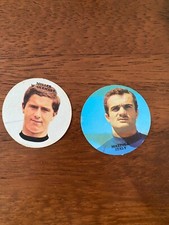The Wonderful World of Soccer Stars 1972/73 x2 circular stickers 74 Munich