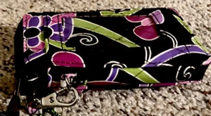 Vera Bradley ALL IN ONE WRISTLET Purple Punch 10489-023 MSRP 36 Coin Purse Strap - Picture 1 of 3