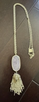 Kendra Scott Raynes 粉色玫瑰石英金色长项链带防尘袋 — 第 1/4 张图片