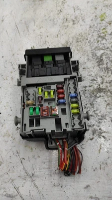 CENTRALINA PORTA FUSIBILI PER CHEVROLET Cruze Berlina diesel 2000 (09>) - Immagine 1 di 3