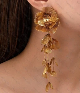 Große ausgefallene Gold Metall Blatt Rose Kaskaden Blume OHRRINGE Blumen FLORAL Kette - Bild 1 von 5