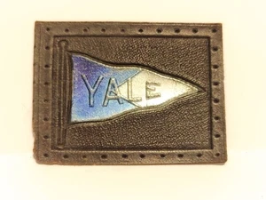 c1920 Yale University - Tabak Leder Flagge Aufnäher College Zigarette Wimpel - Bild 1 von 3