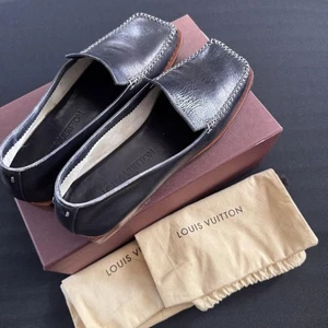 Zapatos Mocasines Louis Vuitton Cuero Negro Talla 37.5 EE. UU. Aproximadamente 6.5 Para Mujer - Imagen 1 de 24