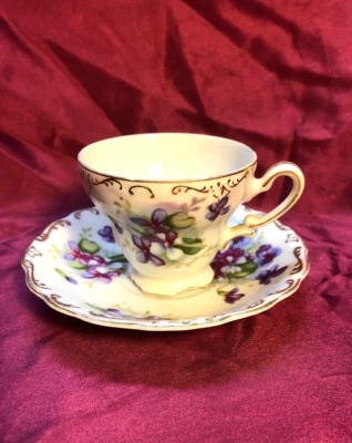 A Beautiful Teacup & Saucer from Japan Delicately Painted Flowers   S-5 - Image 1 of 4