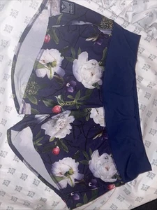NEW WOMENS Oiselle Floral Special Ed Roga Running Shorts Lined Sz 4 HIIT RET$ 62 - Picture 1 of 5