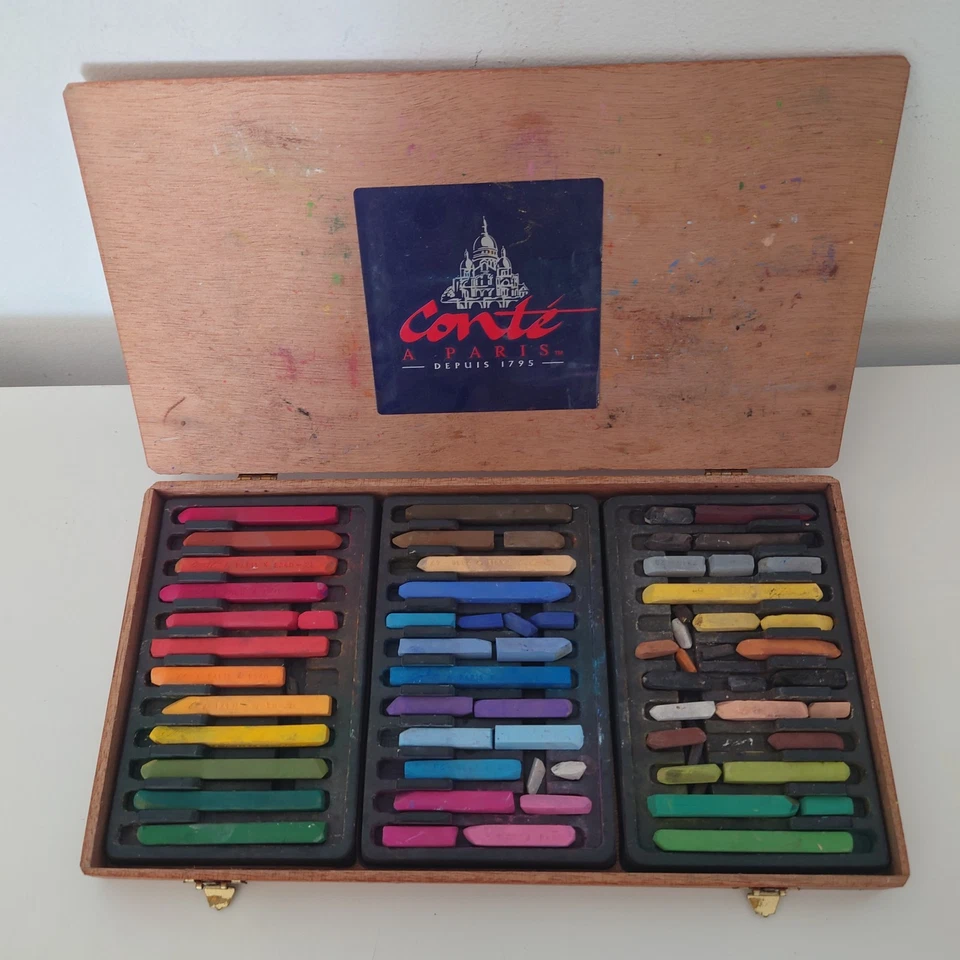 Conjunto Vintage Conté à Paris Pastel Macio em Caixa de Madeira 25x14cm França, Décadas de 1980–1990 - Imagem 1 de 4