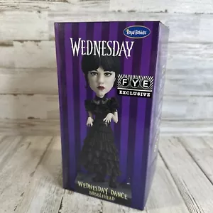 Bobblehead Wednesday Dance Royal Bobbles Wednesday Addams FYE - Imagen 1 de 6