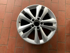 Mercedes C Klasse W205 Alufelge Felge Aluminium 17 ZOLL 7J ET48.5 A2054018000 - Bild 1 von 4