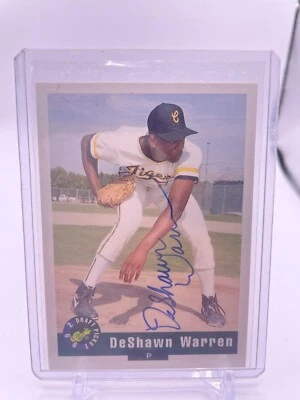 1992 Classic Draft Picks #31 DeShawn Warren Auto Autograph - Image 1 of 2