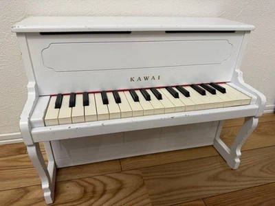 KAWAI Small Upright Toy Piano White – All Keys Sound, Vintage w/ Wear Used... - image 1 of 4