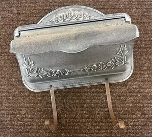 Solar Group Cast Aluminum Metal Decorative Mailbox Flowers Wall Mount 17.25x12” - Picture 1 of 7