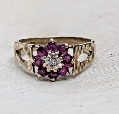 9ct Yellow Gold Ring Ruby and Diamonds Stones UK Hallmarked Ring Size J - Image 1 of 4