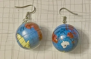 Fun World Kugel Ohrringe blau mit bunten Karten Kooky Kitschig Strumpf Stuffers - Bild 1 von 4