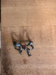 Vintage Bow Pin With Silver And Ruby - Picture 1 of 2