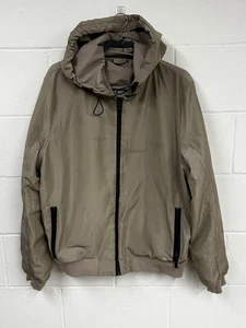 Chaqueta Bomber Alo Yoga Fleet Para Hombre Grande Grava Marrón Beige Forrada Capucha Cremallera Completa - Imagen 1 de 5