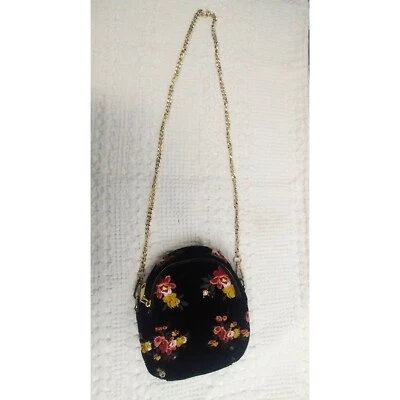Zara Women's Black Floral Purse/Crossbody SKU 2978 - Image 1 of 4