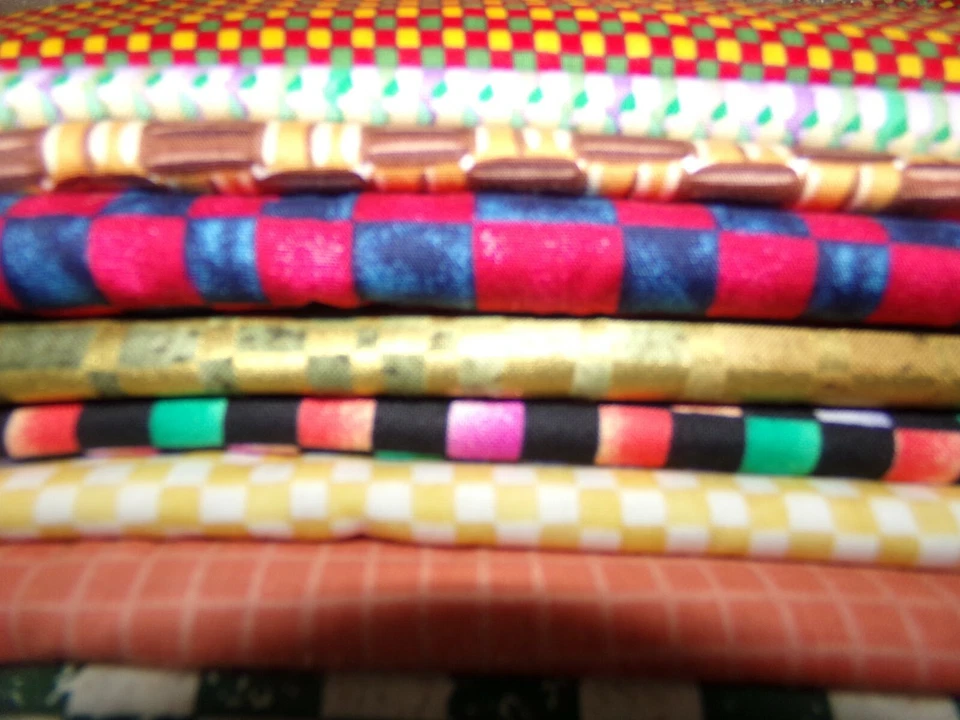 TABLERO DE AJEDREZ IMPRESO a cuadros algodón tela acolchada U-PICK ver información 1/2 yarda BTHY Foto 1 de 1