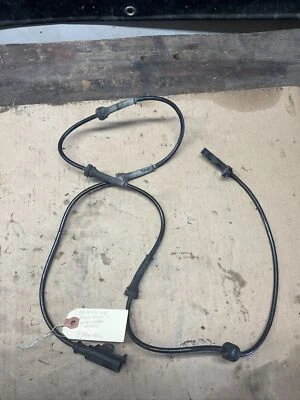 08-10 Infiniti M35 M45 Front Right Wheel Speed ABS Sensor Assembly 47910-EG000 Foto 1 de 4