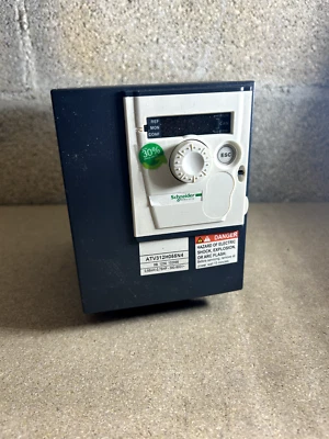 Variateur de vitesse Altivar - Occasion - Schneider ATV312H055N4 - Photo 1/4