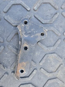 1995-1997 Toyota Land Cruiser Lexus LX450 FRONT SHOCK TOWER RETAINER BRACKET - Picture 1 of 5