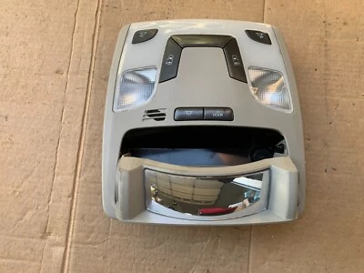 2011-2020 TOYOTA SIENNA ПЕРЕДНЯЯ ВЕРХНЯЯ КРЫША КАРТА СВЕТ КУПОЛ КАРТА ЛАМПА OEM - Изображение 1 из 3