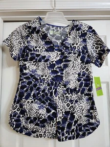 White Swan Bio Womens Scrub Top Size Small Wild Distortion 5569. NWT!! - Picture 1 of 5