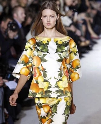 Stella McCartney  Runaway Fruit Top ( 42 ) Foto 1 de 4