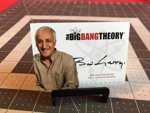 2012 Cryptozoic Big Bang Theory Brian George Dr. Koothrappali Autogrammkarte - Bild 1 von 4