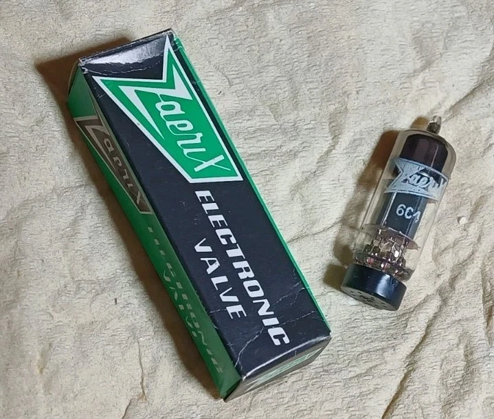 Electron Tube / Radio TV Audio Valve - 6C4  EC90  CV133  (NOS) - image 1 of 1