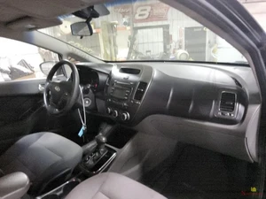 2017 Kia Forte Temperature Controls - Picture 1 of 8