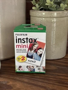 Fujifilm Instax Mini Instant Film 2 Pieces (20 Sheets Count) EXP 03-2023 - Picture 1 of 4