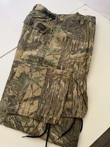 Realtree Camo Hunting Pants Size S Made in USA Outdoors Cargo Adj Preowned - Picture 1 of 8