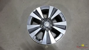 2015 Nissan Leaf 17" Wheel Rim 17x6-1/2, 5 lug, 4-1/2" Alum - Picture 1 of 6