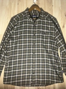 Patagonia Organic Cotton Fjord Flannel Green Plaid Mens Shirt Long Sleeve Large - Picture 1 of 7