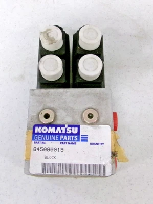 Komatsu Hydraulic Solenoid Valve 12 volt for SK09J-1, SK09J-2 845080019 - Image 1 of 4