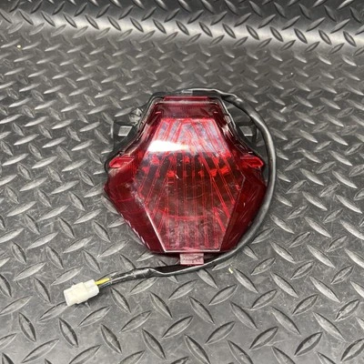 2016 YAMAHA YZF R3 TAILLIGHT UNIT 1WD-H4710-01-00 Foto 1 de 4