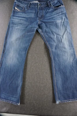 Jeans Diesel ZAF para Hombres 36x30 Azul Lavado Bootcut Botón Mosca Envejecido 0081W Foto 1 de 4