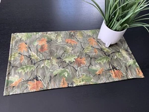 Camo Tischläufer ~ Mini Tischläufer 20”x10” ~ Camouflage Blätter Läufer - Bild 1 von 2