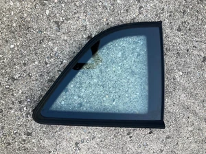 1987 - 1988 Ford Thunderbird Turbo Coupe Rear RH Quarter Window 87 88 Carlite - Picture 1 of 5